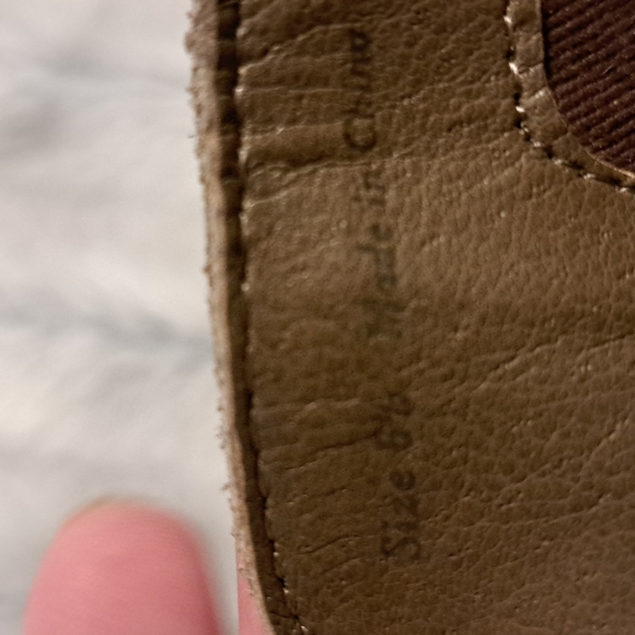 Dolce Vita suede bootie with side zip - Picture 9 of 9